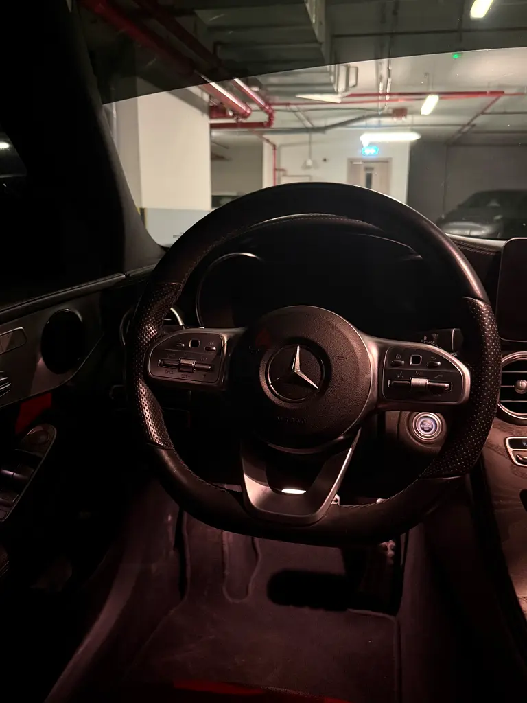 Mercedes-Benz C200 2019 | GCC Spec (EMC) | Excellent Condition - Image 6