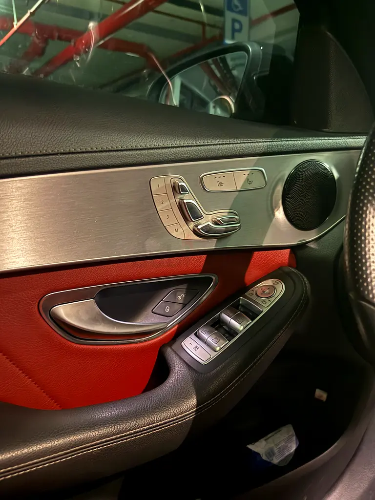 Mercedes-Benz C200 2019 | GCC Spec (EMC) | Excellent Condition - Image 7