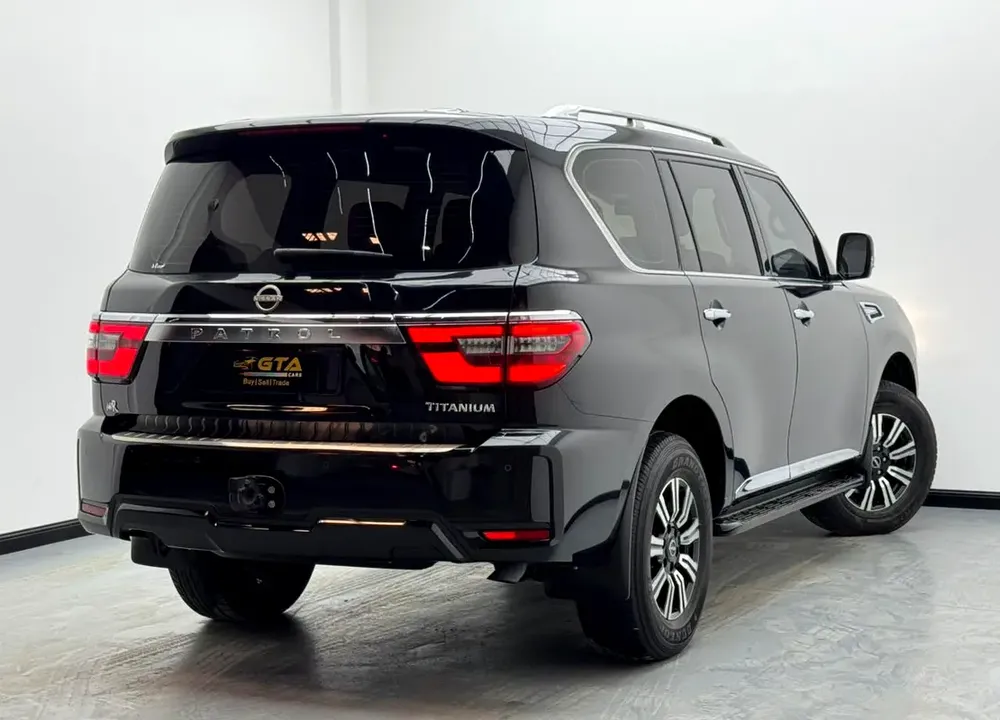 2023 Nissan Patrol SE Titanium, 2028 Nissan Warranty, Nissan Service History, GCC - Image 6