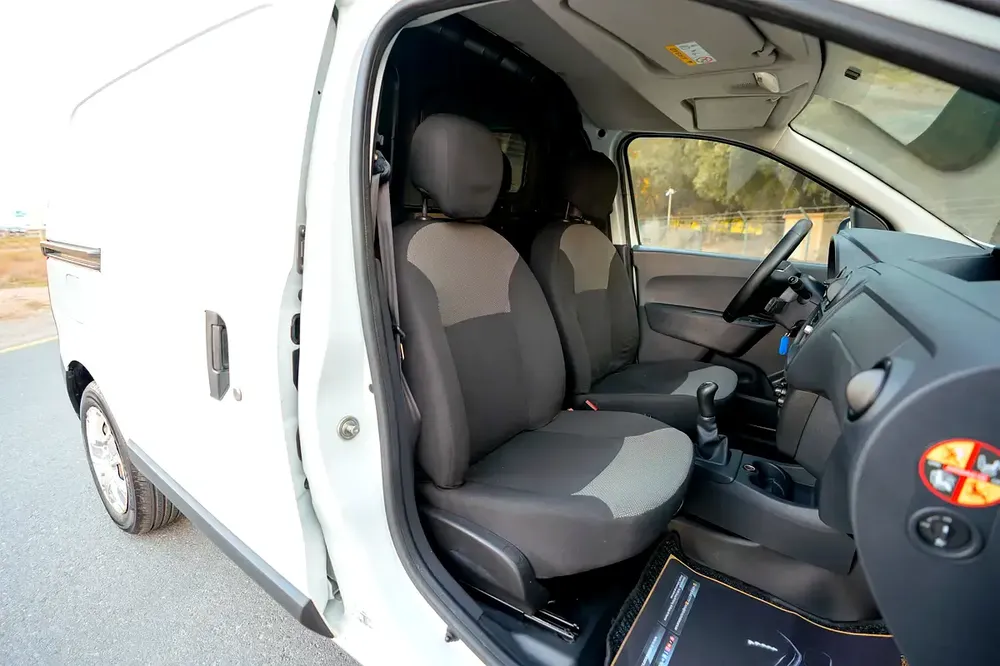 Renault Dokker Delivery Van | GCC Specs | Ref#R32766 - Image 10