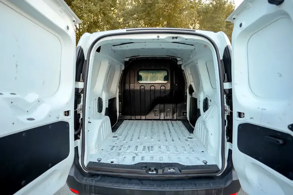Renault Dokker Delivery Van | GCC Specs | Ref#R32766 - Image 7