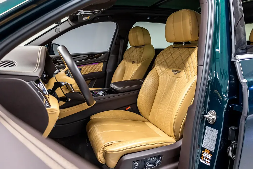 BENTLEY BENTAYGA V8 I FIRST Edition I Warranty I Service I High Specification - Image 8