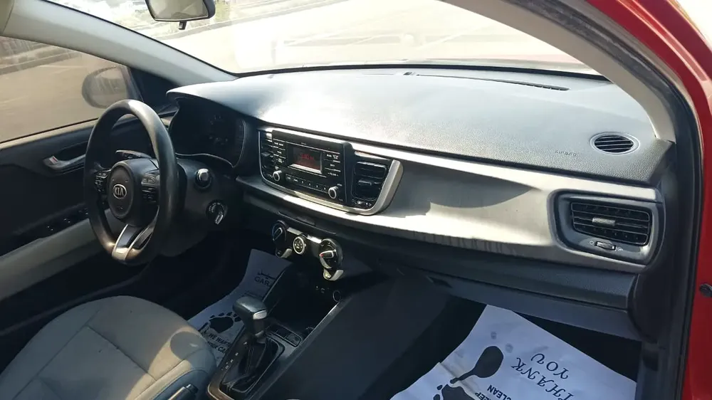 Kia Rio 1.6 2019 - GCC Specs - Lady Driven - Image 12