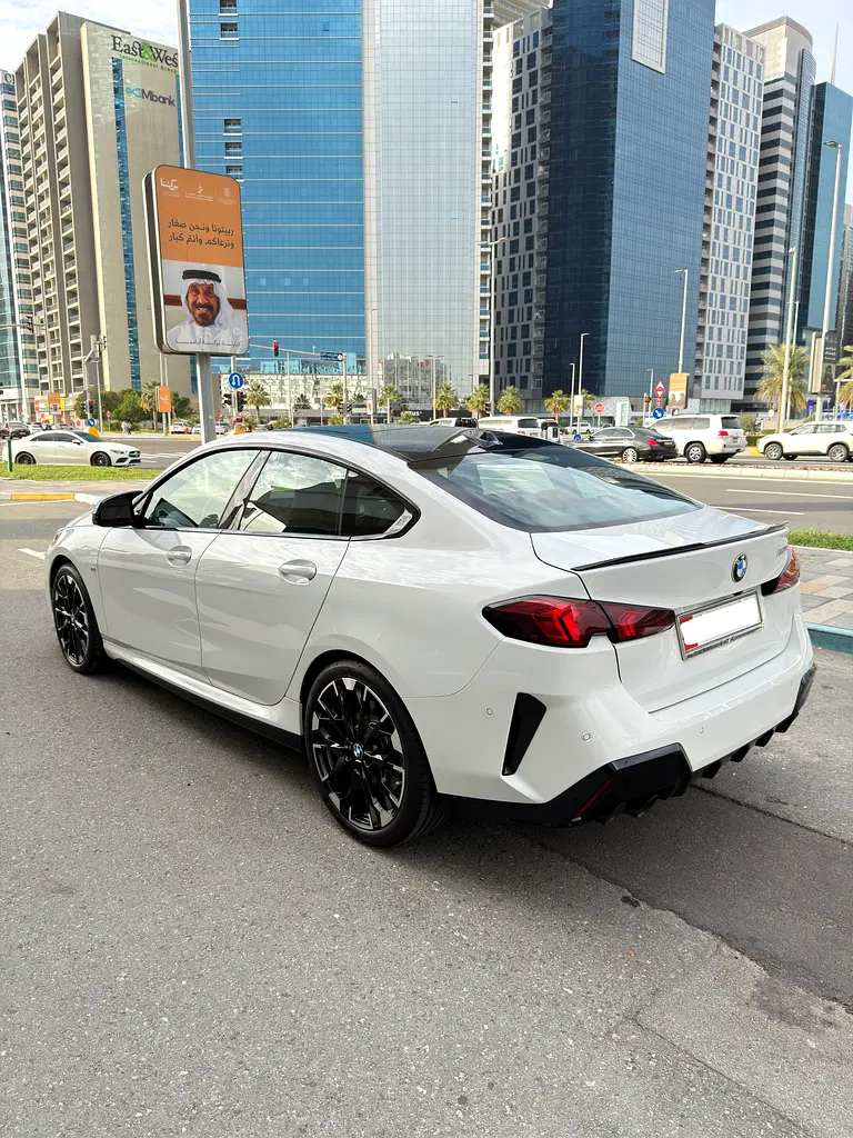 M235i xDrive M Sport (317 HP) - GCC Specs - 5 Years Warranty - 5 Years Free Service. Free insurance - Image 7