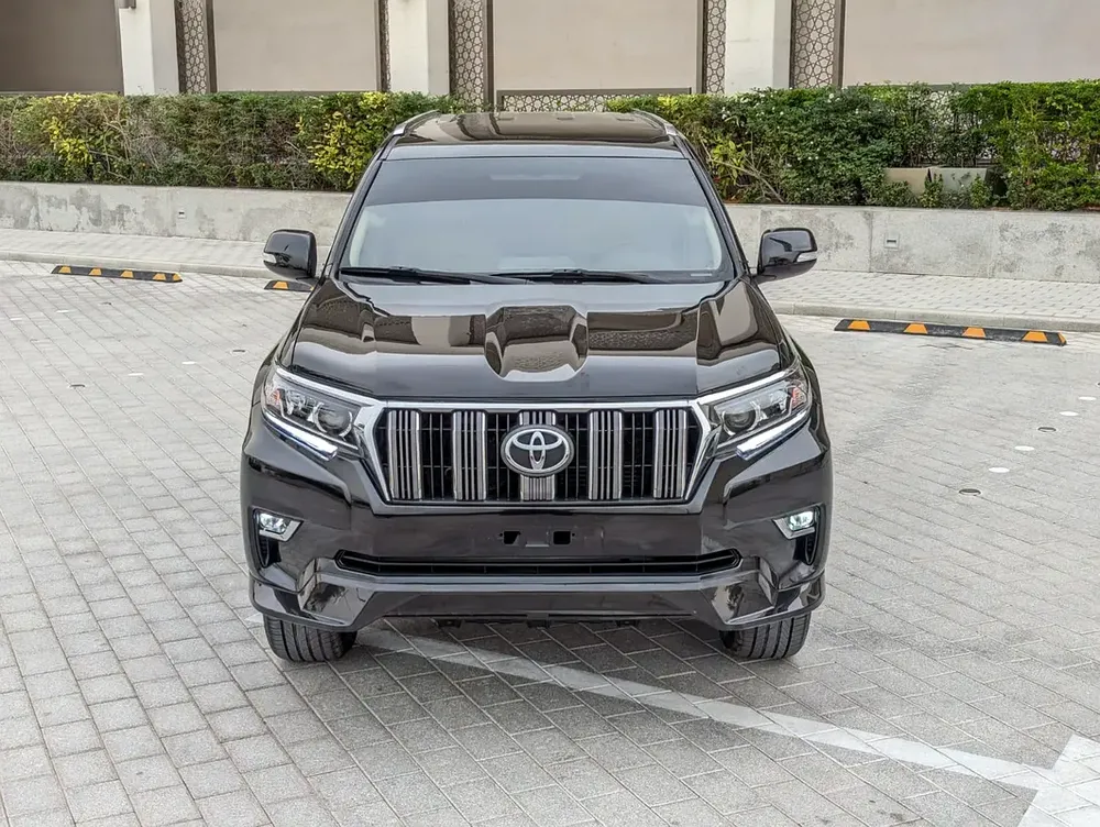 TOYOTA PRADO 2018 GCC V6 4.0L IN EXCELLENT CONDITION - Image 19