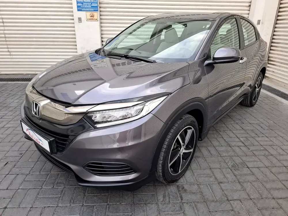 Honda HRV 2021 full service history accident free single owner - Image 10