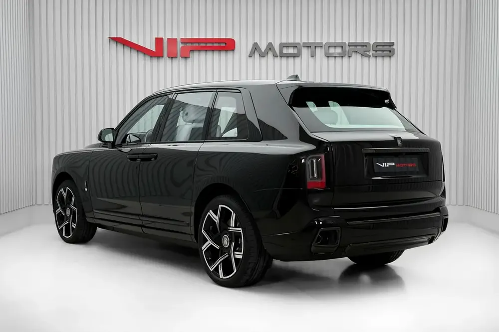 ROLLS ROYCE CULLINAN BLACK BADGE, 2026, GCC, WARRANTY AND SERVICE CONTRACT, ZERO, SPECIAL ORDERED - Image 4