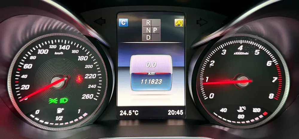 GCC .. FSH .. AMG .. Perfect condition .. 4CYL .. - Image 13
