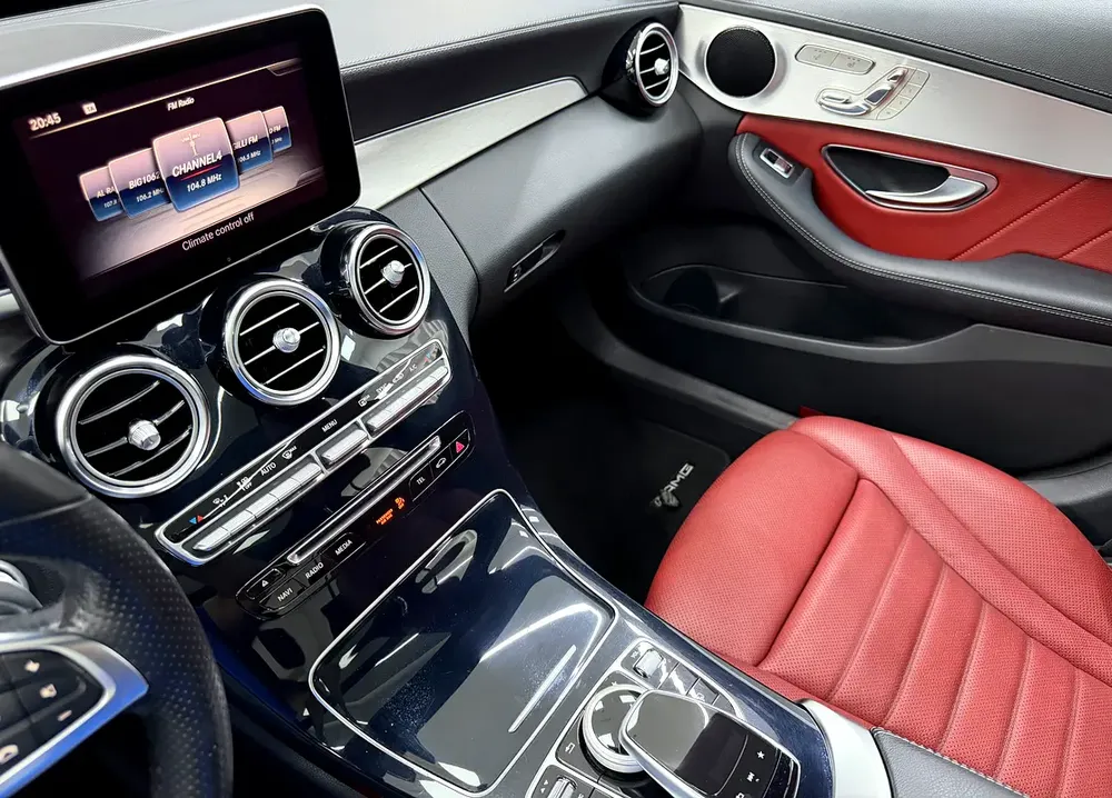 GCC .. FSH .. AMG .. Perfect condition .. 4CYL .. - Image 8