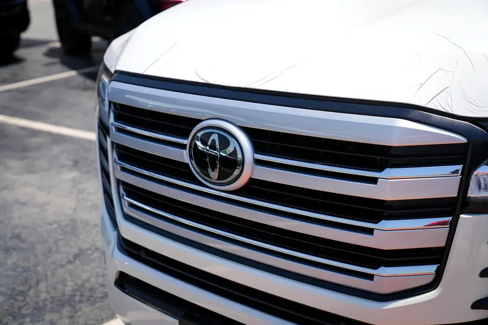 2026 Toyota Land Cruiser GXR 3.3 DSL Radar JBL - Image 11