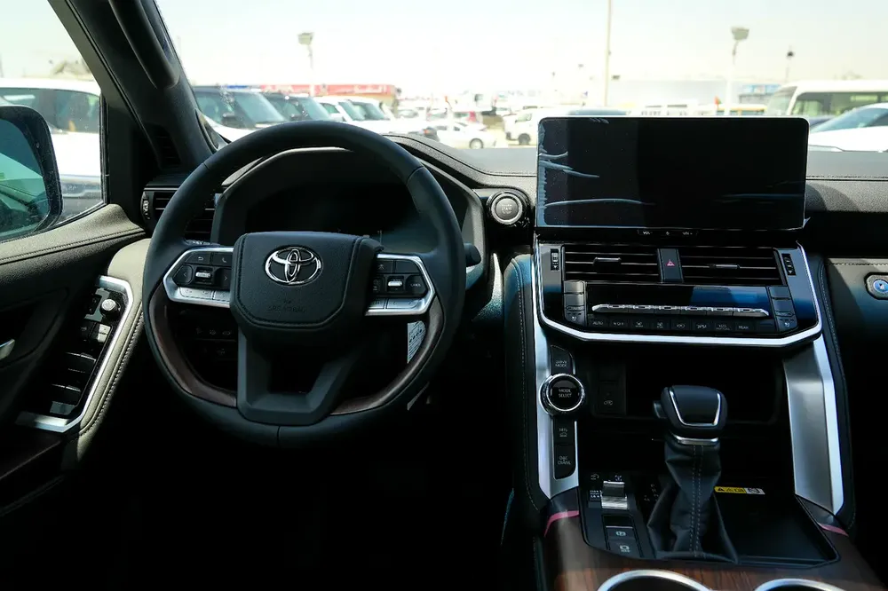 2026 Toyota Land Cruiser GXR 3.3 DSL Radar JBL - Image 18