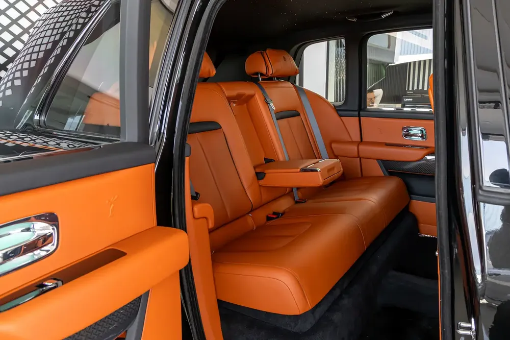 Rolls-Royce Cullinan | Black Badge | GCC Specs | Dealer Warranty & Service Contract (AGMC) | 202 - Image 11