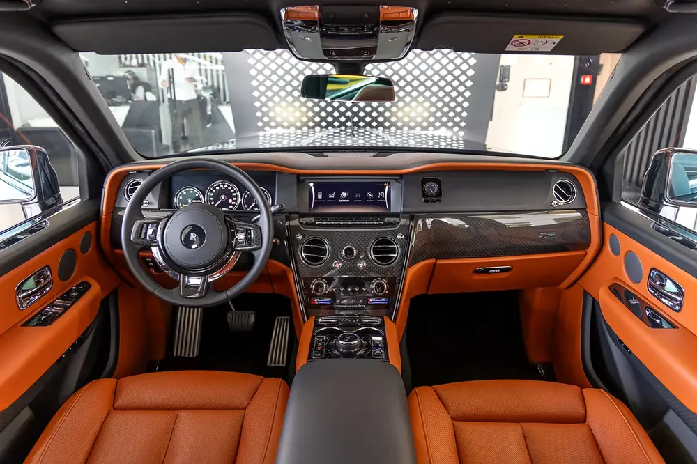 Rolls-Royce Cullinan | Black Badge | GCC Specs | Dealer Warranty & Service Contract (AGMC) | 202 - Image 9