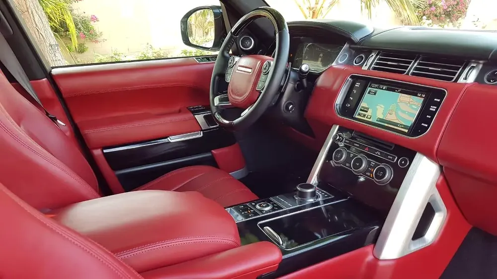 VIP 2021 FACELIFT RANGE ROVER VOGUE .. F.S.H .. FULLY LOADED … TOP RANGE .. RED INTERIOR - Image 17