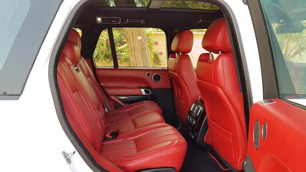 VIP 2021 FACELIFT RANGE ROVER VOGUE .. F.S.H .. FULLY LOADED … TOP RANGE .. RED INTERIOR - Image 20