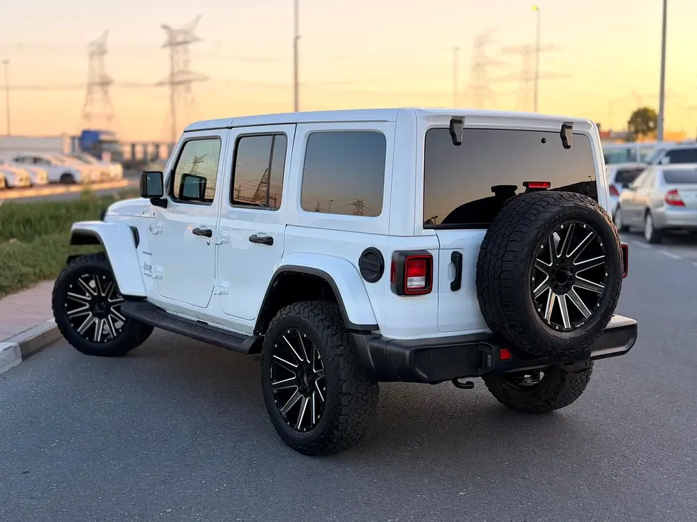 Jeep Wrangler Unlimited Sahara 2022 - 4x4 - Low Mileage - Ready for Adventure - Image 18