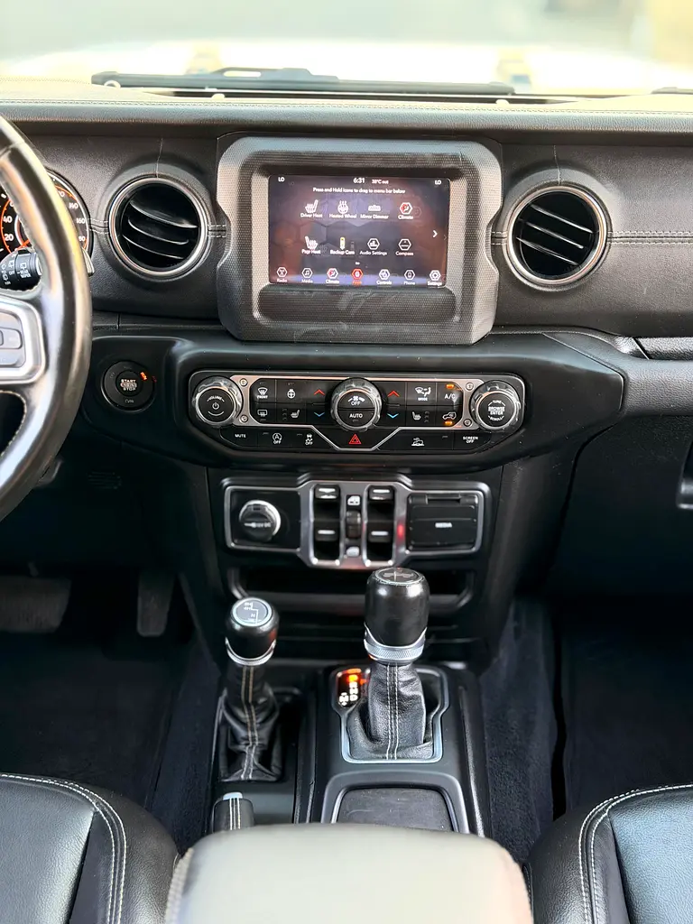 Jeep Wrangler Unlimited Sahara 2022 - 4x4 - Low Mileage - Ready for Adventure - Image 5