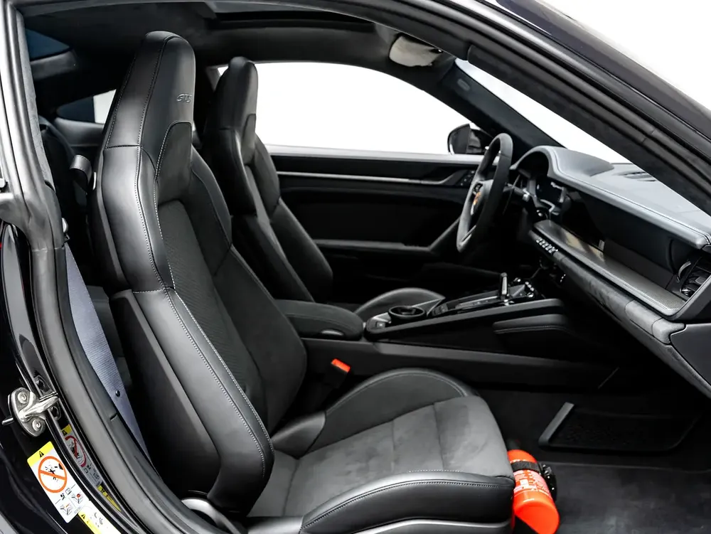 SUMMER STARTS NOW | EXCLUSIVE DEAL BY BLACKLINE! 2030 Porsche Warranty, Full PPF - Image 11