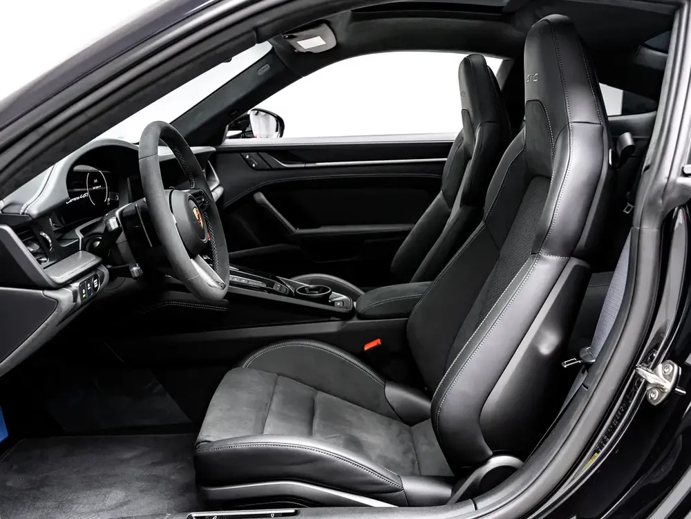 SUMMER STARTS NOW | EXCLUSIVE DEAL BY BLACKLINE! 2030 Porsche Warranty, Full PPF - Image 12