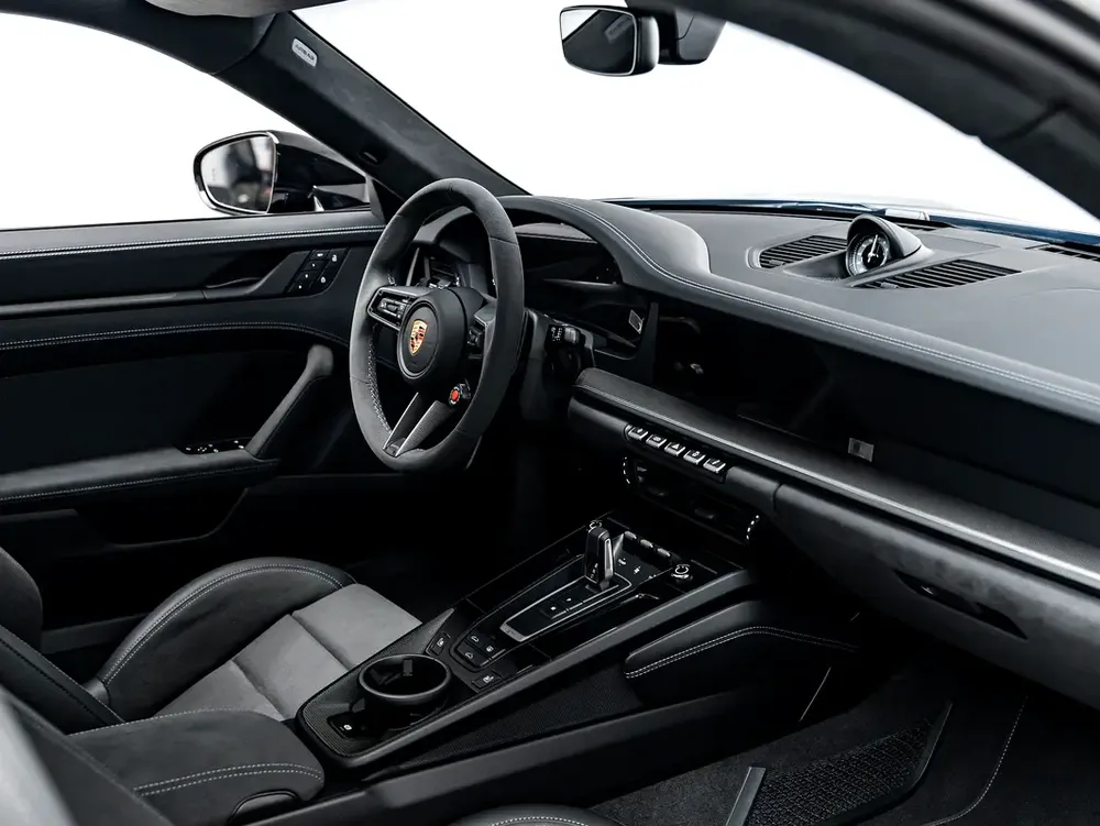 SUMMER STARTS NOW | EXCLUSIVE DEAL BY BLACKLINE! 2030 Porsche Warranty, Full PPF - Image 16