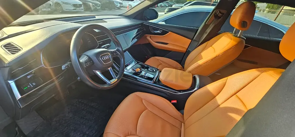 2022 Audi Q8 55 TFSI quattro S line | Pristine Condition - Image 11