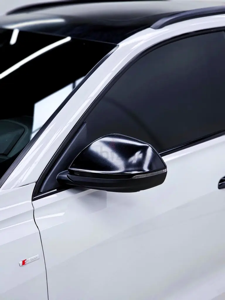 2022 Audi Q8 55 TFSI quattro S line | Pristine Condition - Image 9