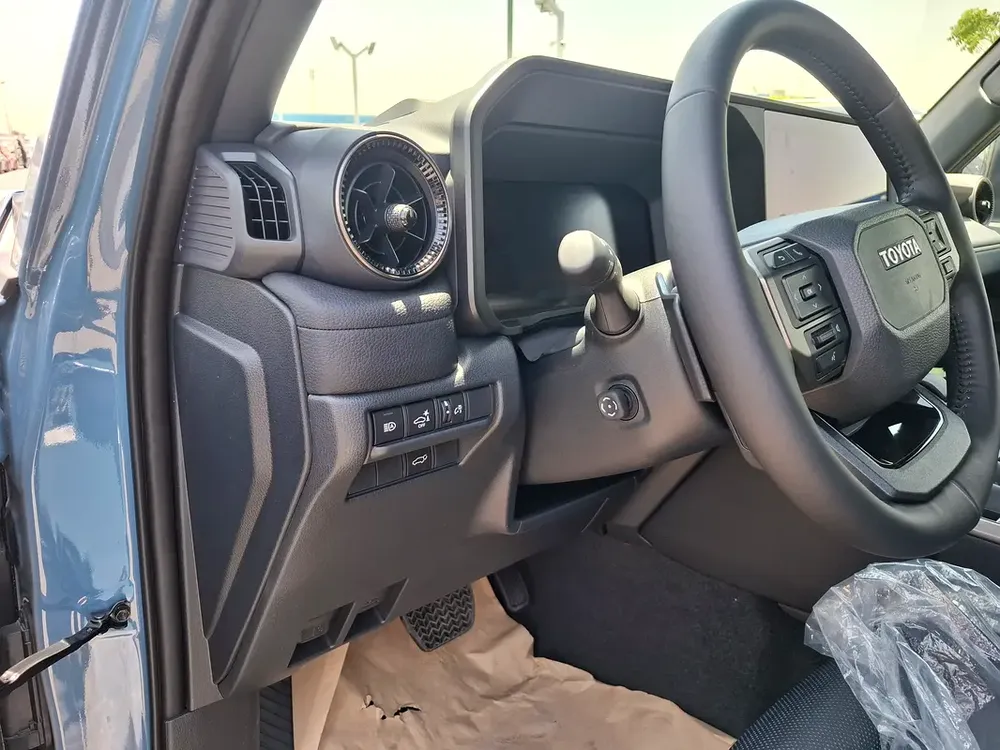 Toyota Prado Adventure 2.4L 2026 GCC Blue inside Black (Export Only) - Image 9