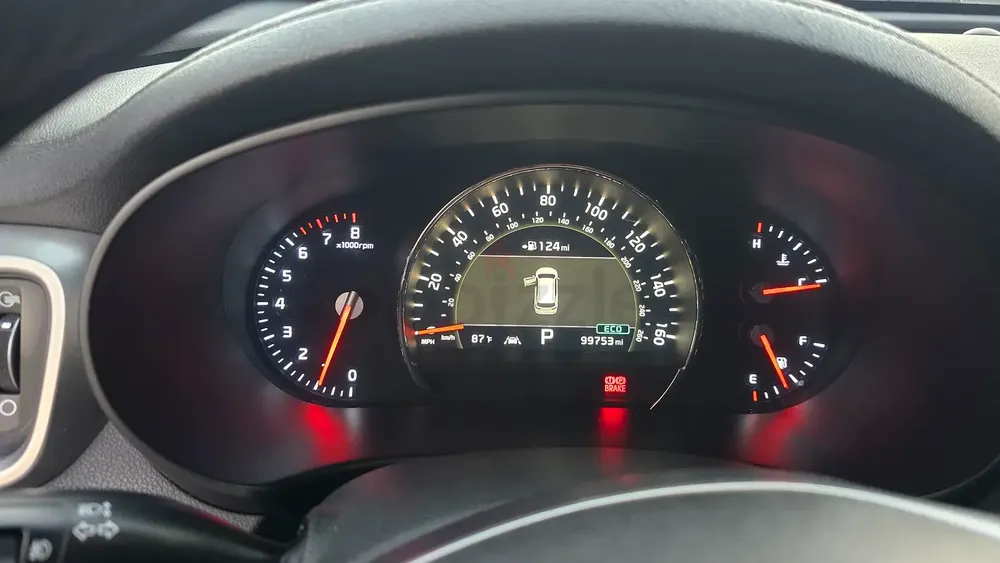KIA Sorento SX Limited - Full-Option / Top Trim) - 2019 - Image 4
