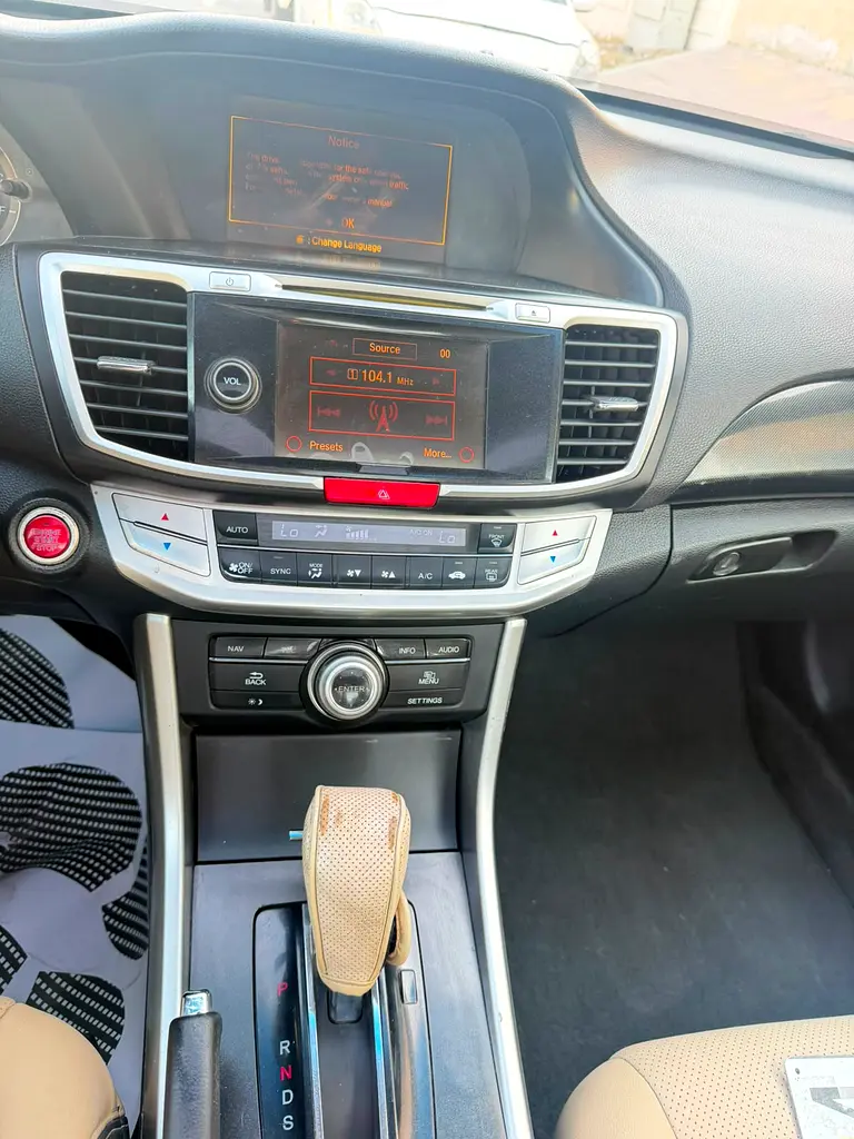 Honda Accord V6 Sport 2015 GCC Specs - Excellent Condition - Image 10