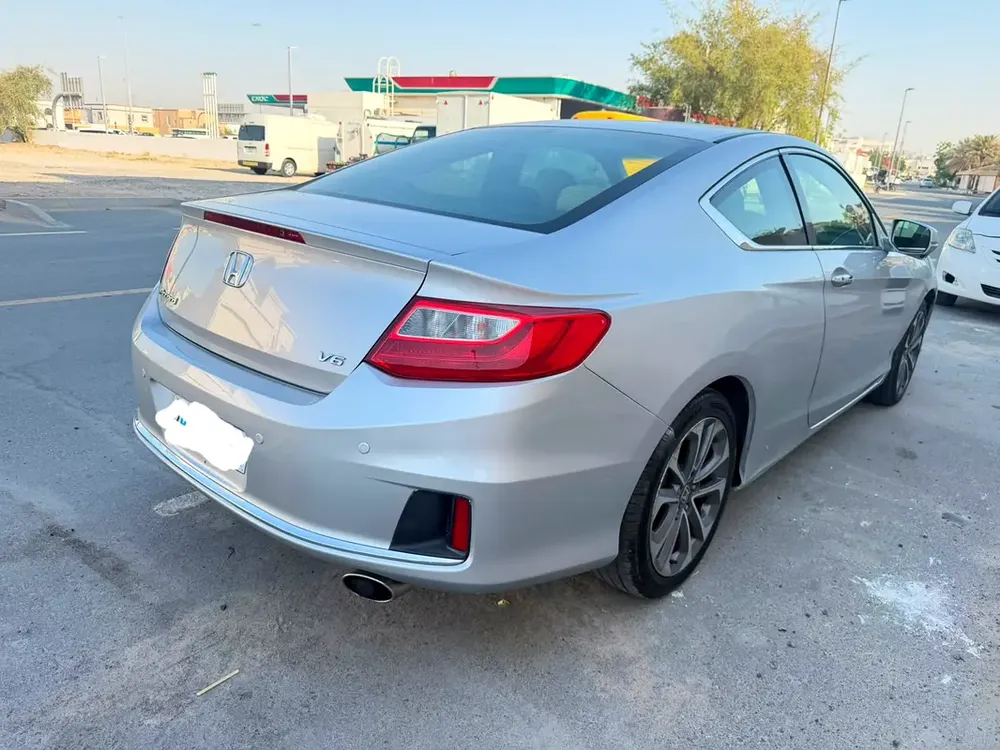 Honda Accord V6 Sport 2015 GCC Specs - Excellent Condition - Image 19