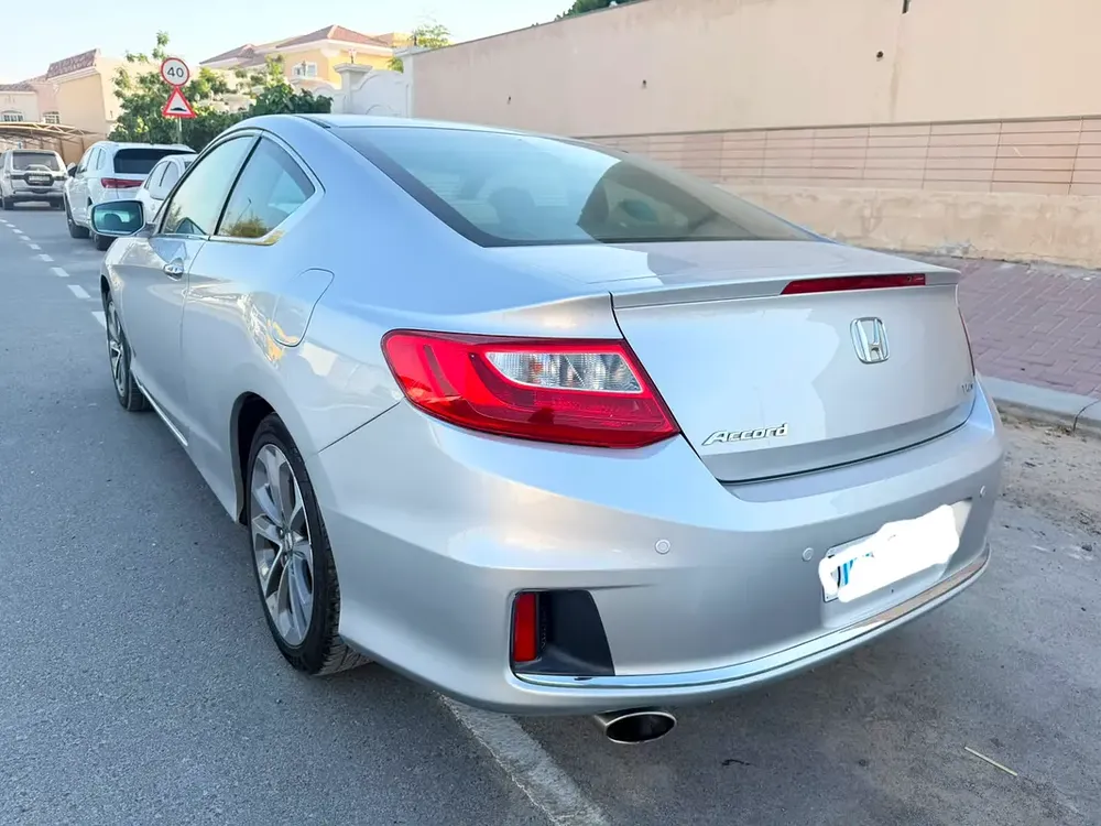 Honda Accord V6 Sport 2015 GCC Specs - Excellent Condition - Image 6