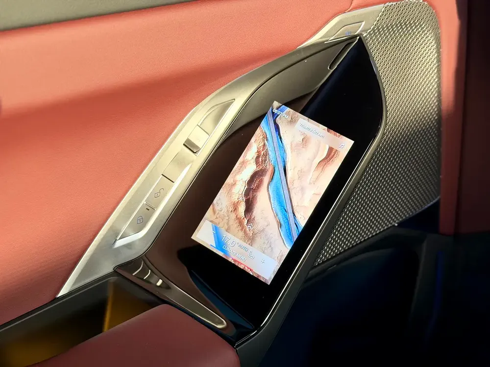 BMW 7-Series 735i 2026 GCC Specs - Image 12