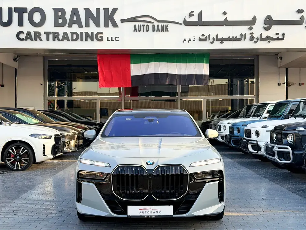 BMW 7-Series 735i 2026 GCC Specs - Image 4