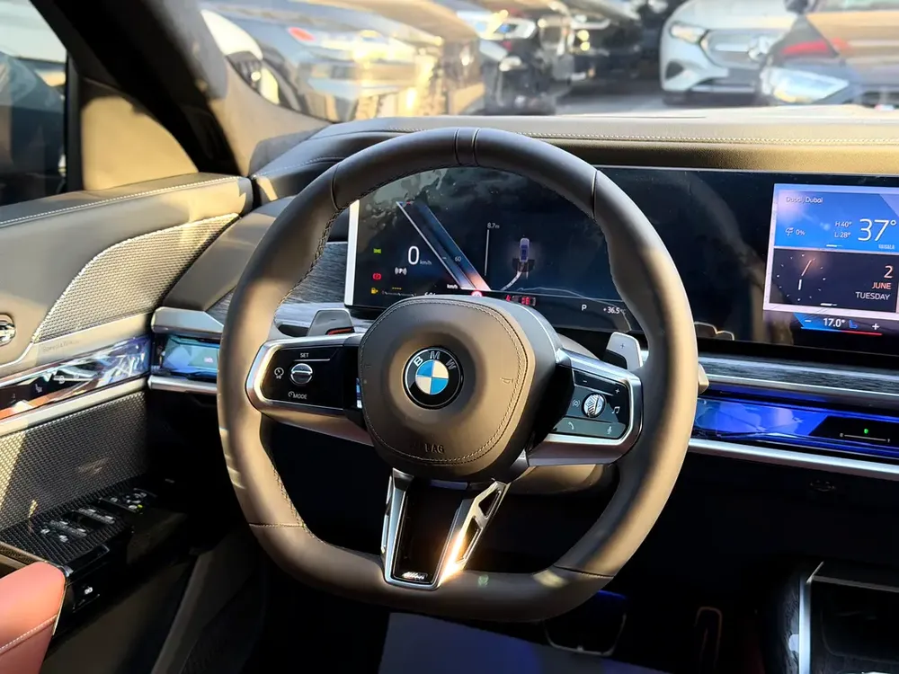 BMW 7-Series 735i 2026 GCC Specs - Image 7