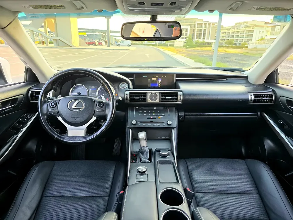 Lexus IS250 2015 Platinum / 2.5L - 6 Cylinder / American Specifications / Single Owner in UAE - Image 10