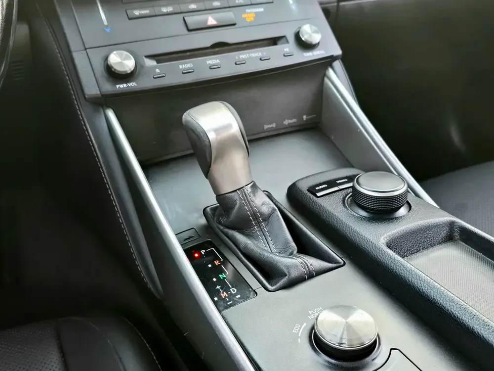 Lexus IS250 2015 Platinum / 2.5L - 6 Cylinder / American Specifications / Single Owner in UAE - Image 15