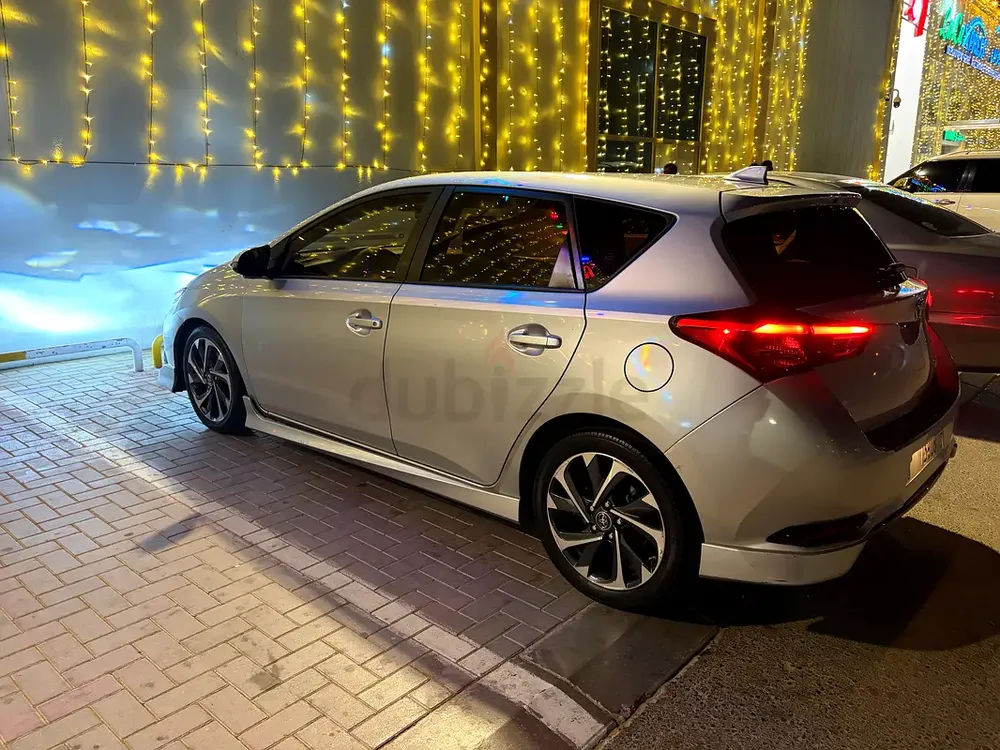 Toyota Corolla IM 2017 Hachback - Image 8