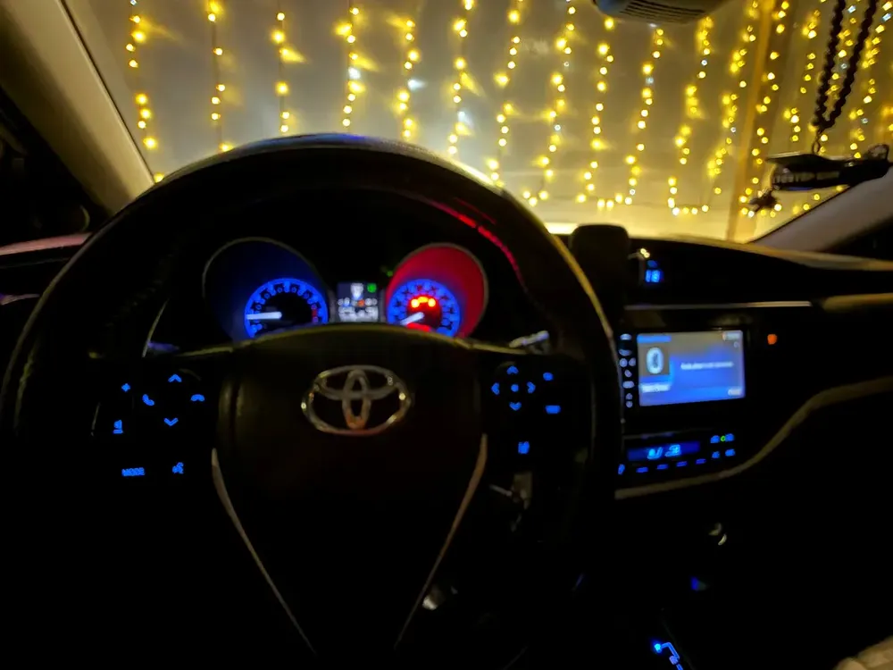 Toyota Corolla IM 2017 Hachback - Image 9