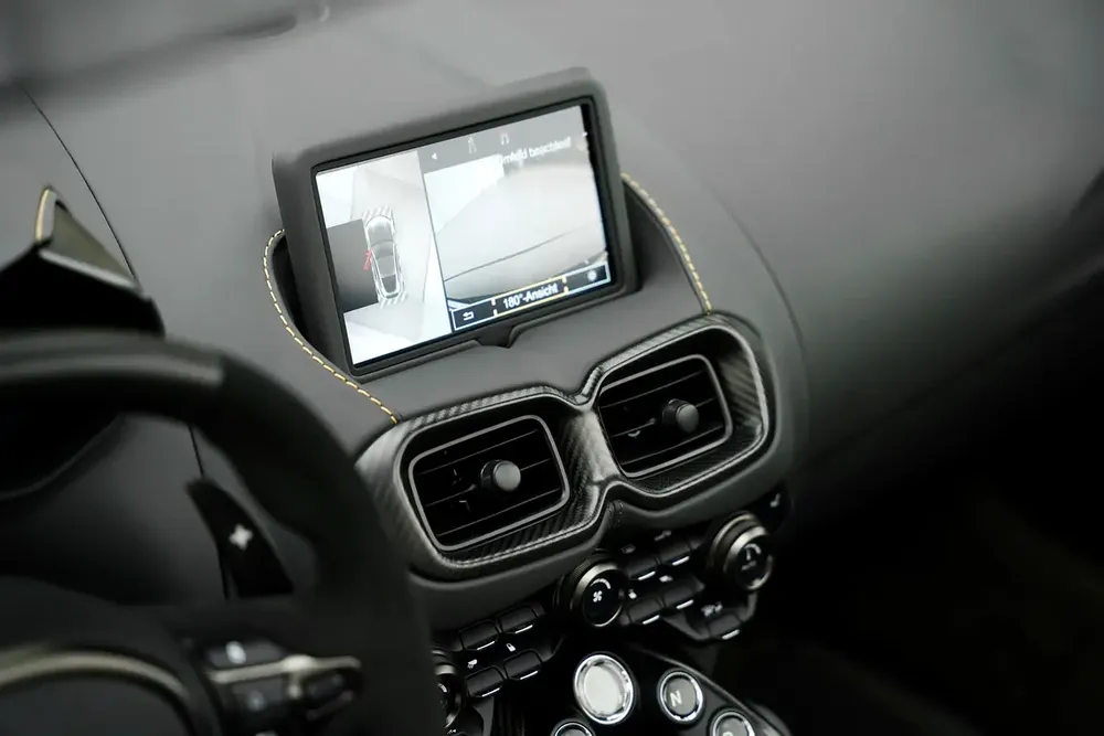 2023 ASTON MARTIN V12 VANTAGE - Image 8