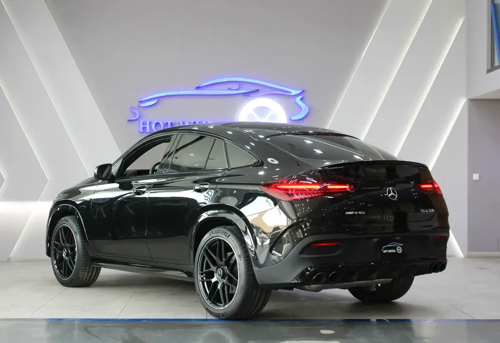 2025 Mercedes-Benz GLE 53 AMG 4Matic Plus - Like New! - Image 5
