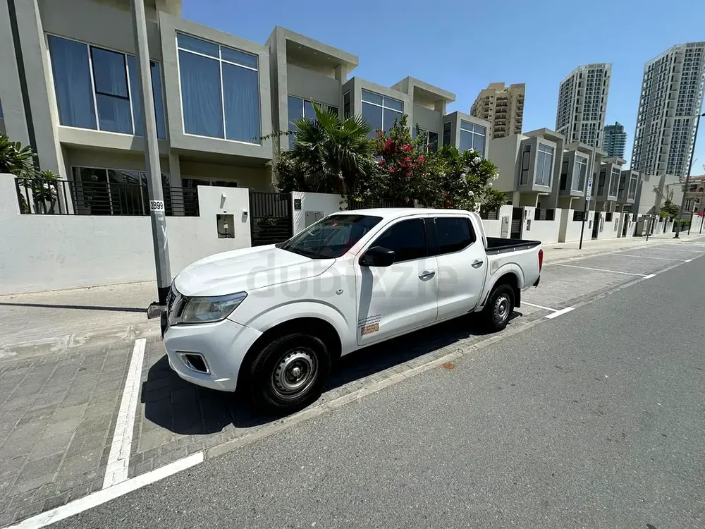 Nissan Navara SE 2019 GCC Specs - Well Maintained - Image 8