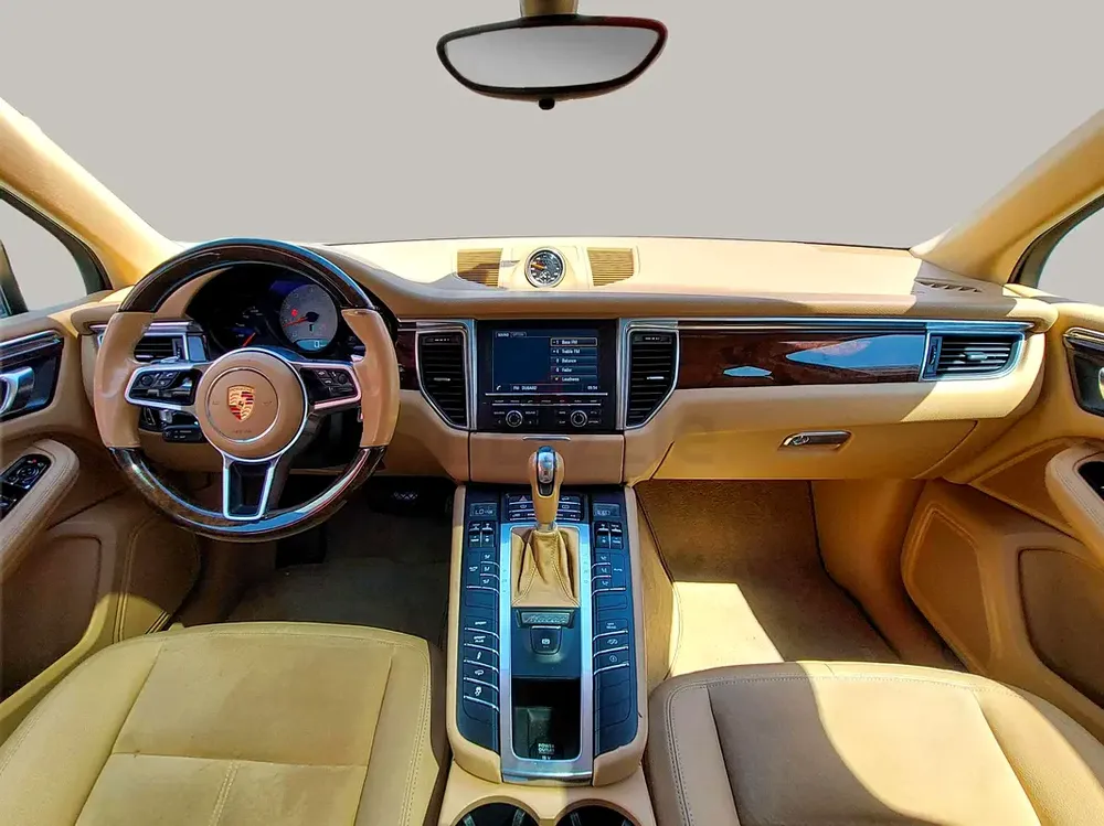 AED 3427/month | 2015 Porsche Macan  | GCC Specs | Ref#477212 - Image 9