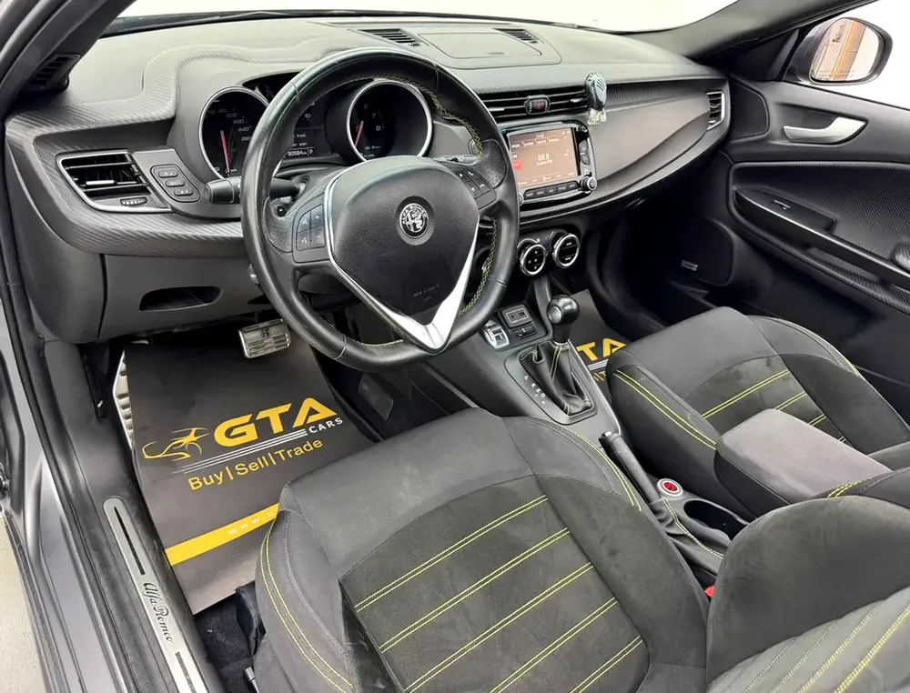 2021 Alfa Romeo Giulietta Veloce, 1 Year Warranty, Alfa Service History, GCC - Image 17
