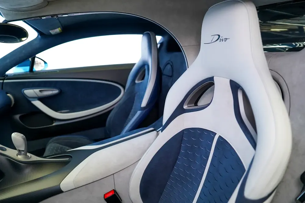 BUGATTI DIVO | CARBON INTERIOR | CARBON EXTERIOR - Image 10