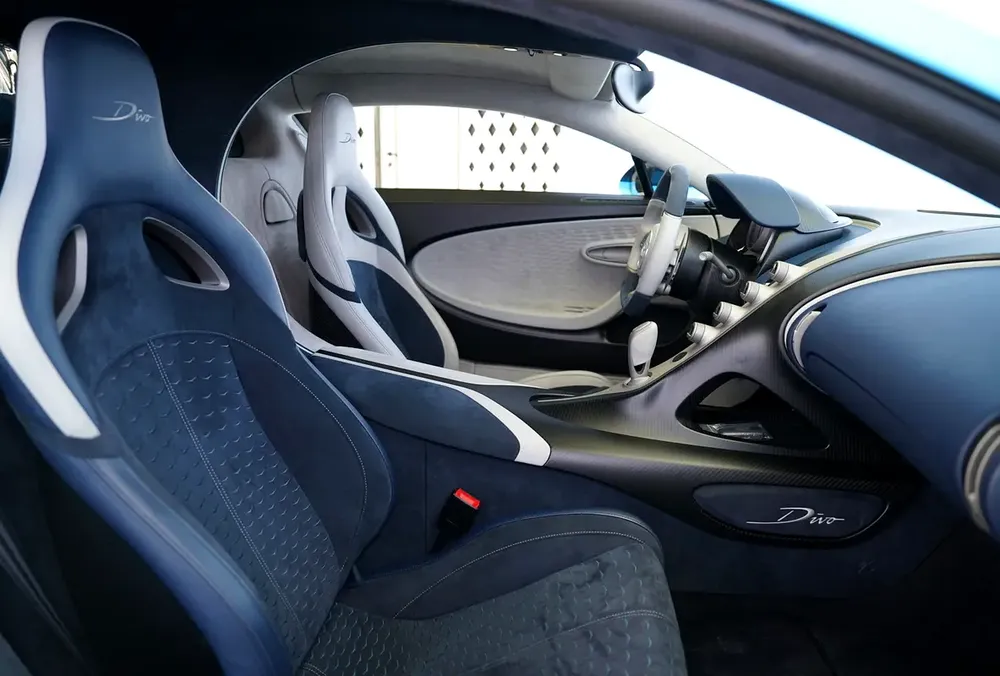 BUGATTI DIVO | CARBON INTERIOR | CARBON EXTERIOR - Image 12