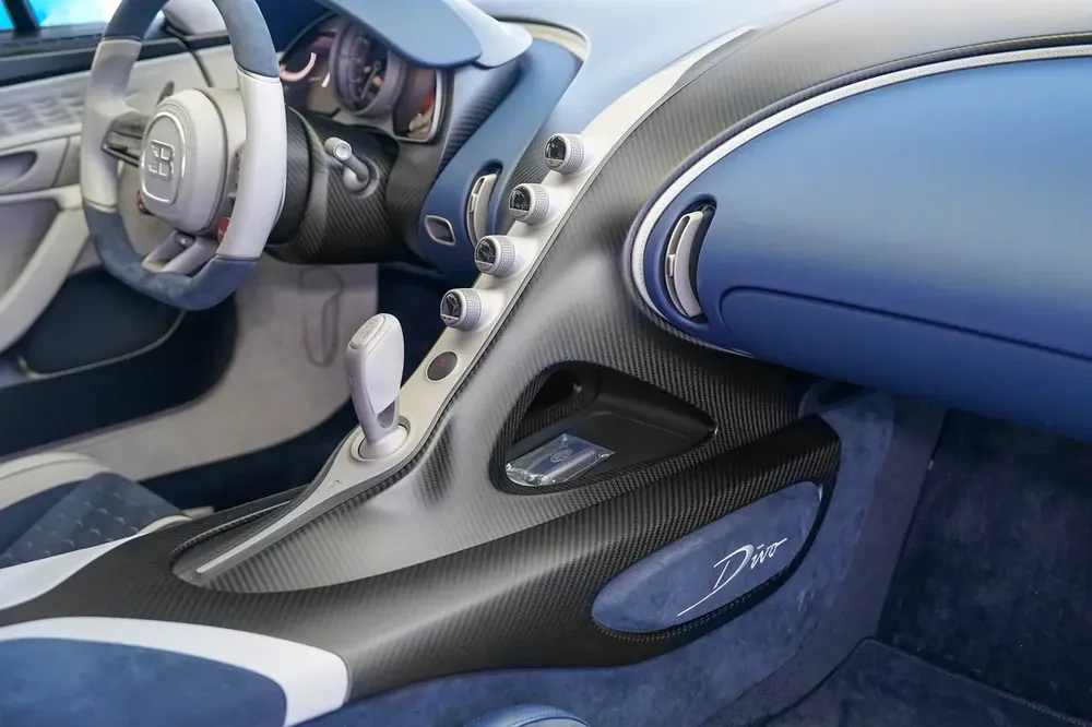 BUGATTI DIVO | CARBON INTERIOR | CARBON EXTERIOR - Image 14