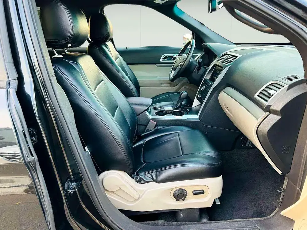 FORD EXPLORER XLT - 2014 - CLEAN CAR FRESH JAPAN IMPORT - Image 11