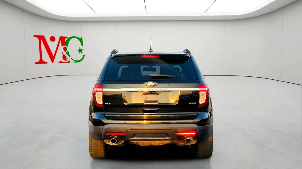 FORD EXPLORER XLT - 2014 - CLEAN CAR FRESH JAPAN IMPORT - Image 5