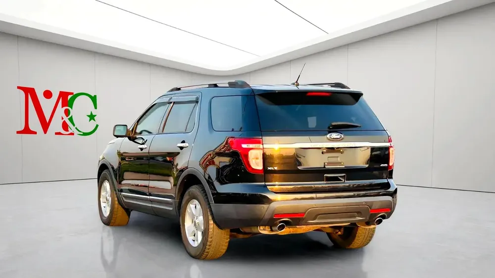 FORD EXPLORER XLT - 2014 - CLEAN CAR FRESH JAPAN IMPORT - Image 6