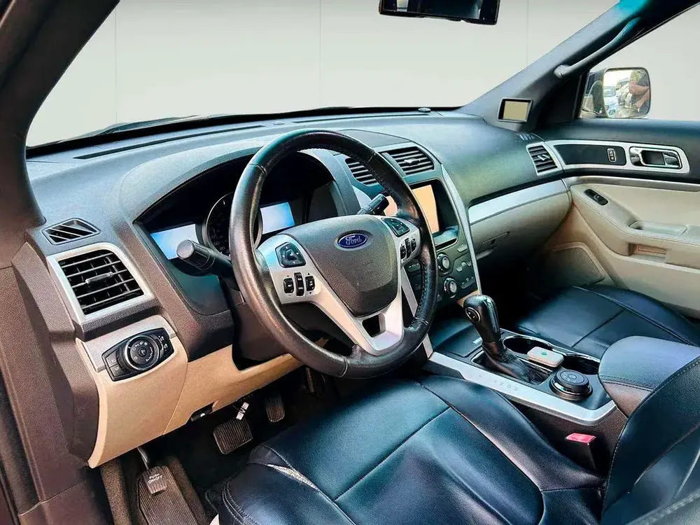 FORD EXPLORER XLT - 2014 - CLEAN CAR FRESH JAPAN IMPORT - Image 8